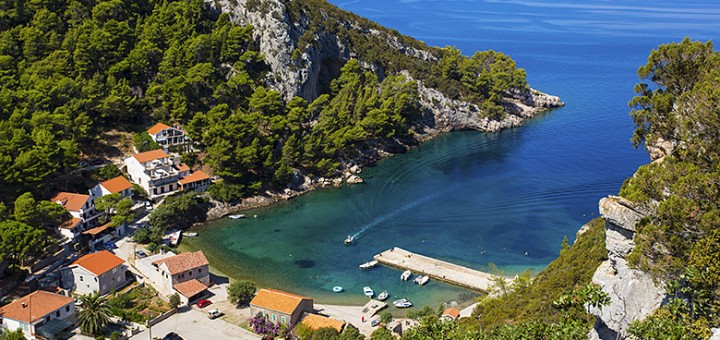 Severní zátoky ostrova Hvar